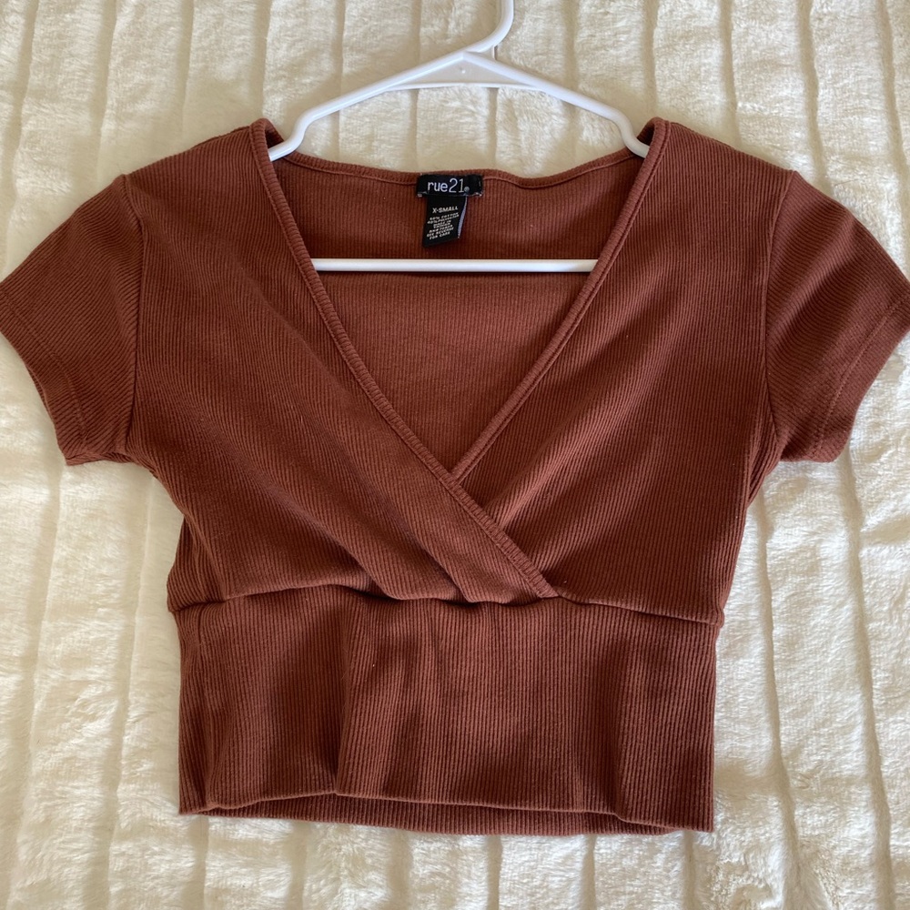 Cropped Brown V-Neck